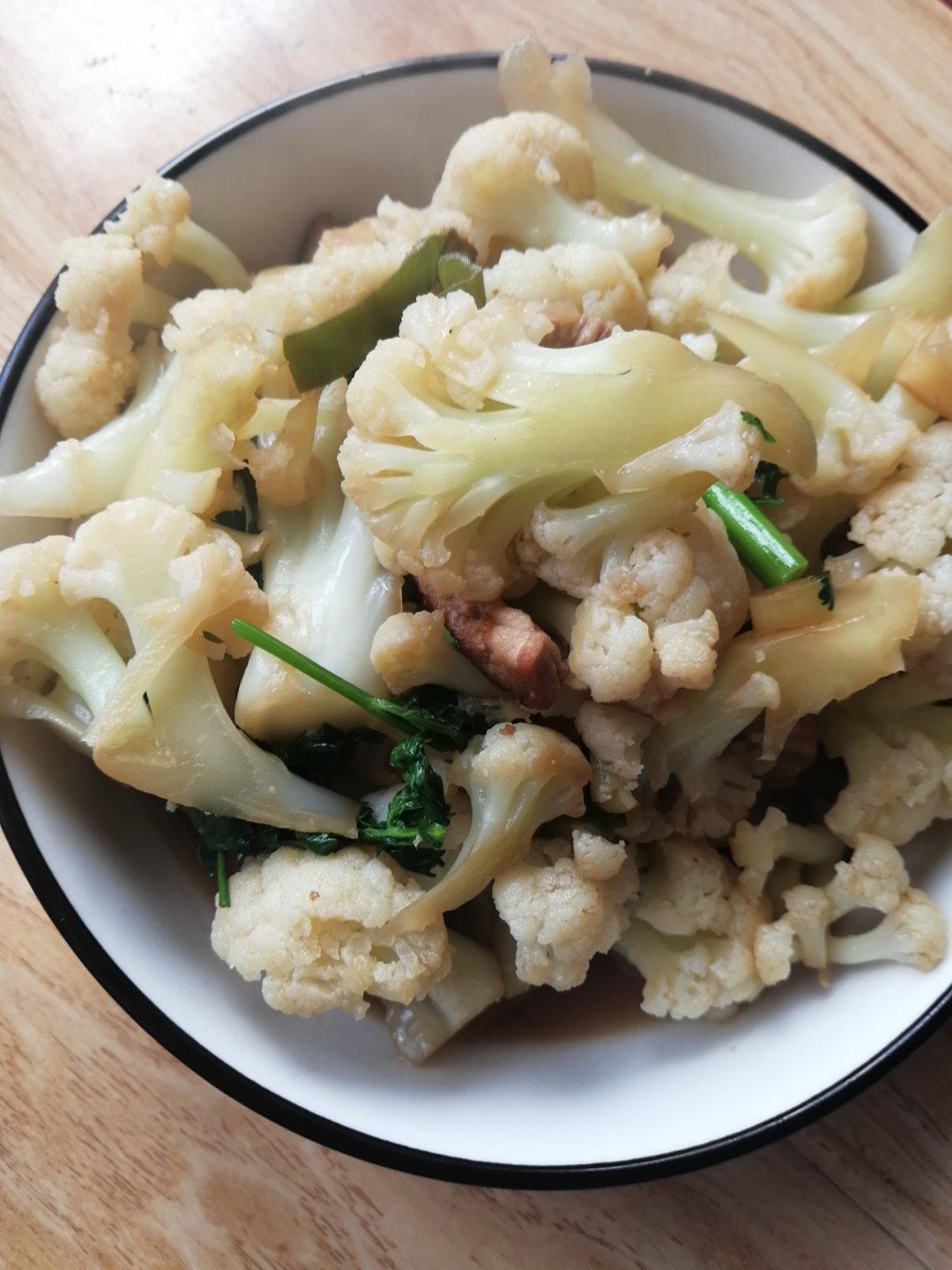 干煸菜花（花菜炒肉）