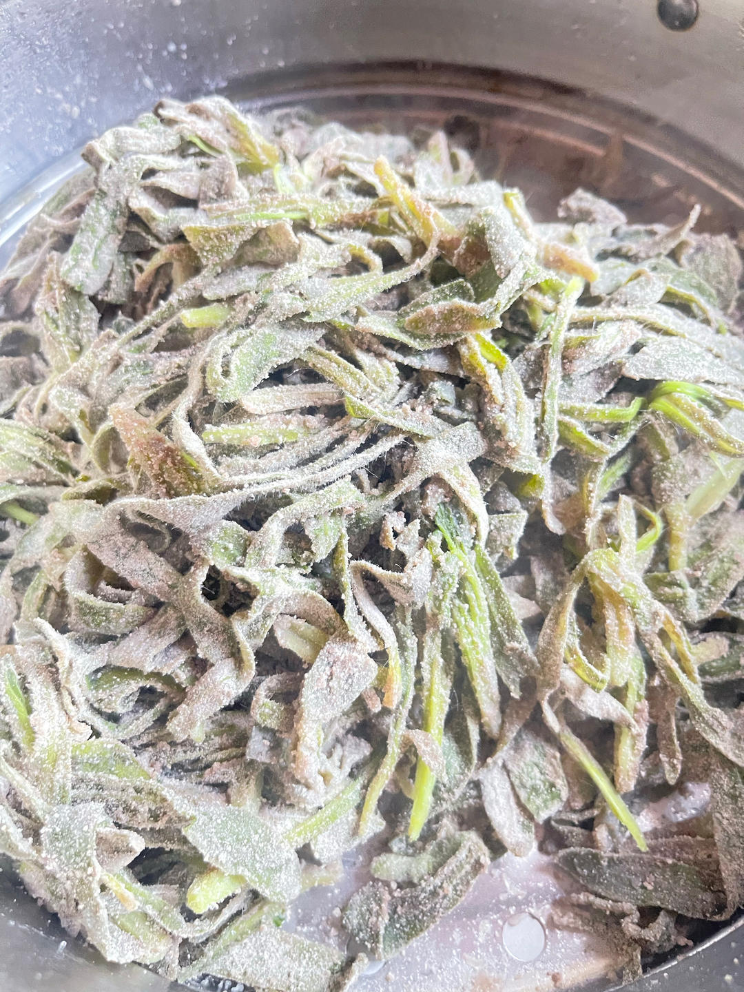 荞麦粉蒸面条菜