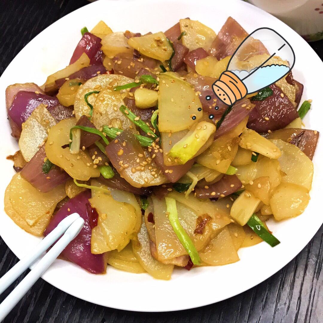 边吃边流泪的「孜然土豆片」