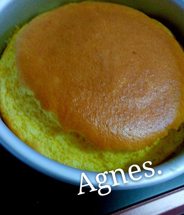 软绵绵戚风纸杯蛋糕