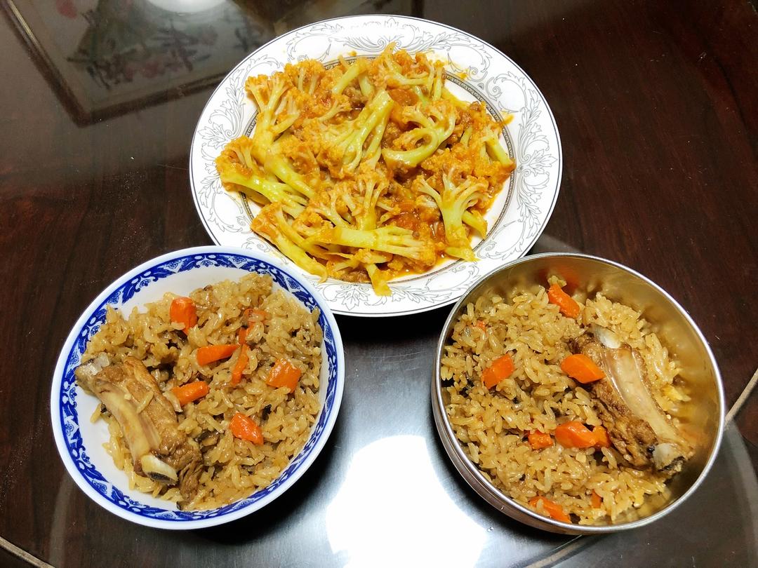 喷香排骨焖饭（爆好吃）