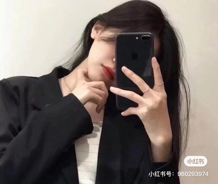 小黑黑是个小可爱
