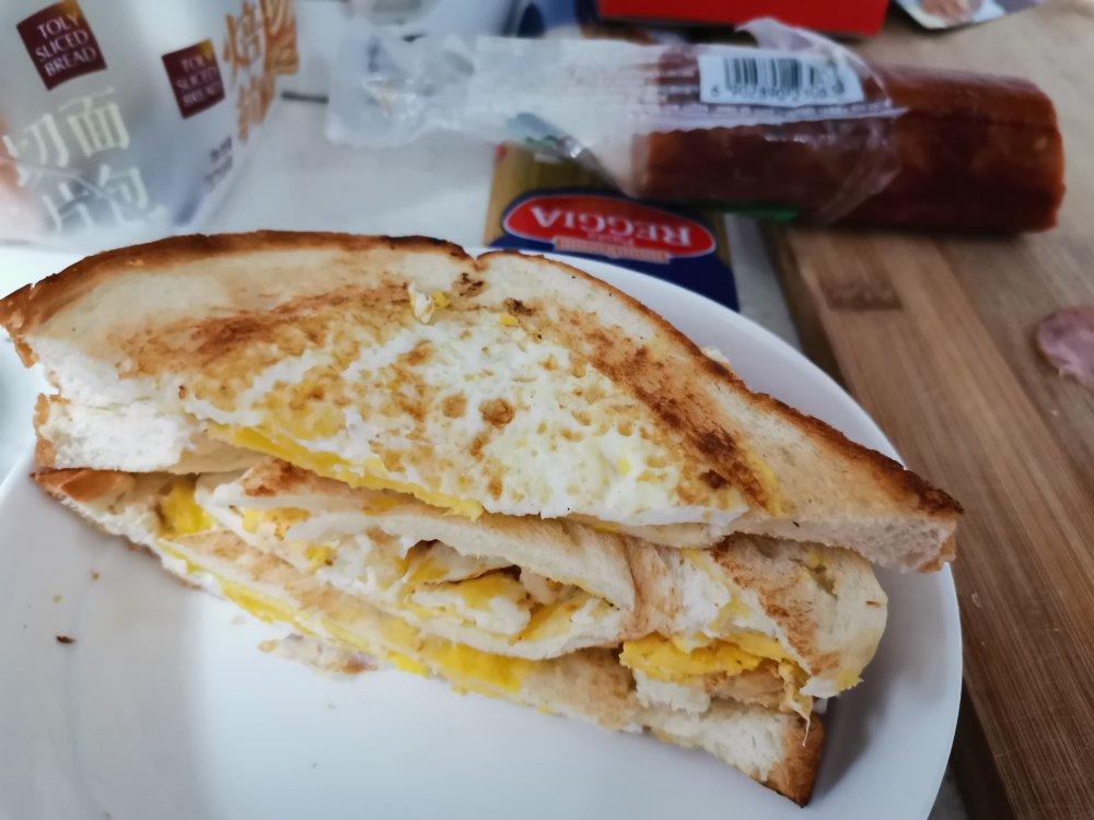 趁热打铁电饼铛三明治🥪