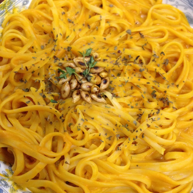 南瓜意面(Spaghetti with Pumpkin Sauce)