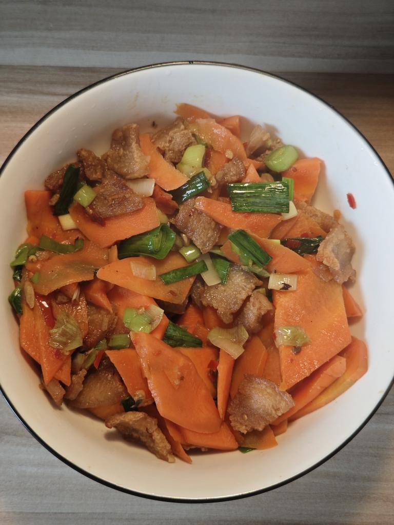 胡萝卜炒肉