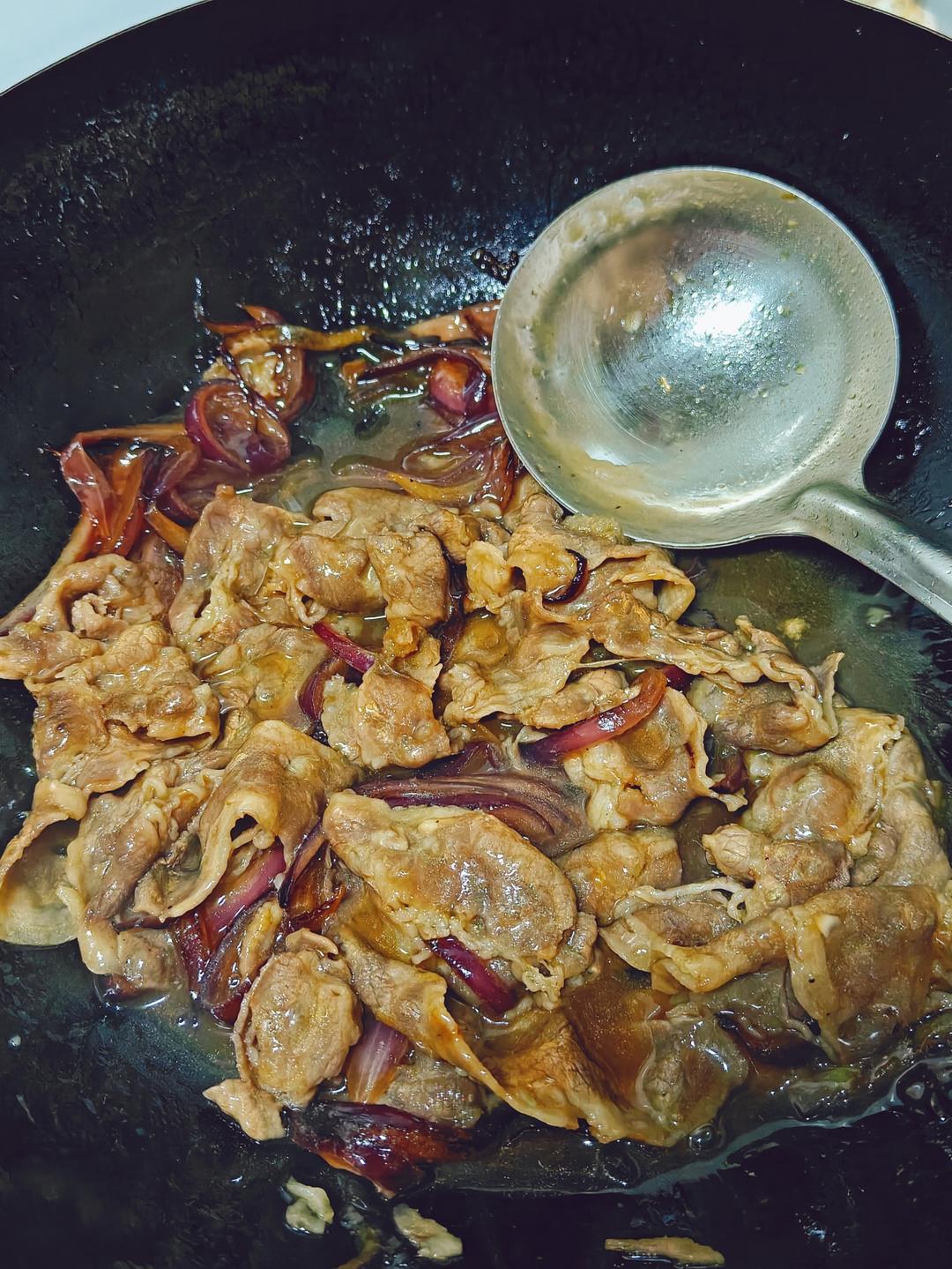 💕100%成功!!!🍱招牌肥牛饭专门店秘方·秒杀日本吉野家食其家！日式多汁牛肉饭 /嫩肥牛盖饭/牛肉饭/肥牛丼（超简单快速完美版）✨