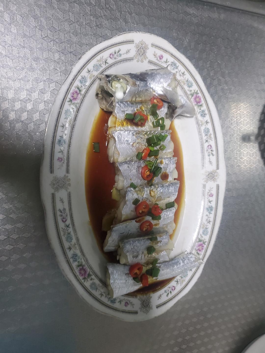 清蒸带鱼❗️检验带鱼是否新鲜的不二法门✌