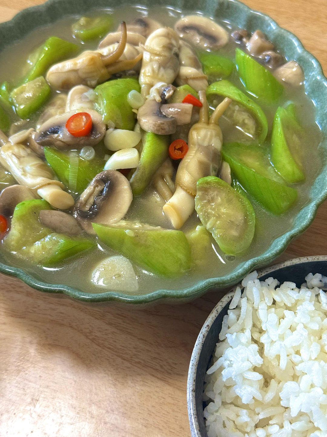 丝瓜口蘑炒蛏子
