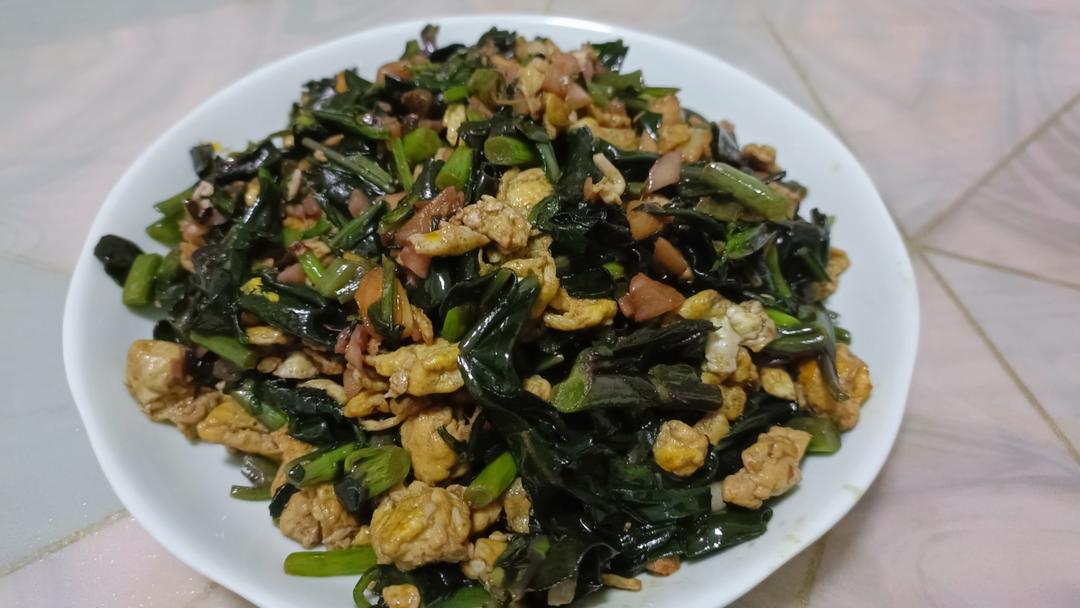 紫背菜煎蛋