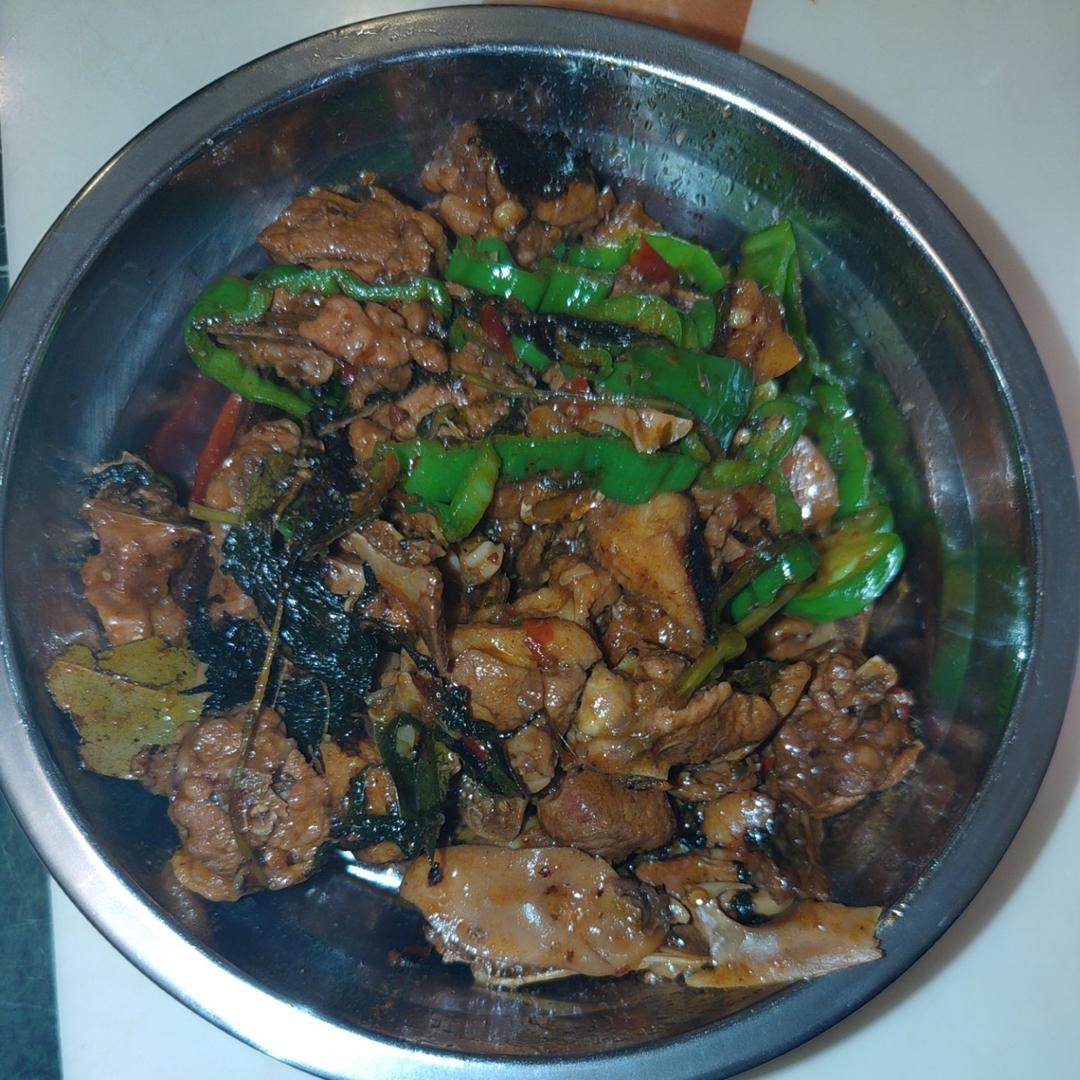 传统正宗的啤酒鸭配方和做法，鲜嫩香浓，只需炒千万不要焯水