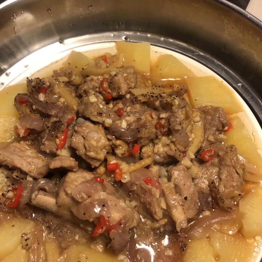 排骨怎么蒸才嫩？第一步先焯水就错了，记住这个窍门排骨嫩滑多汁