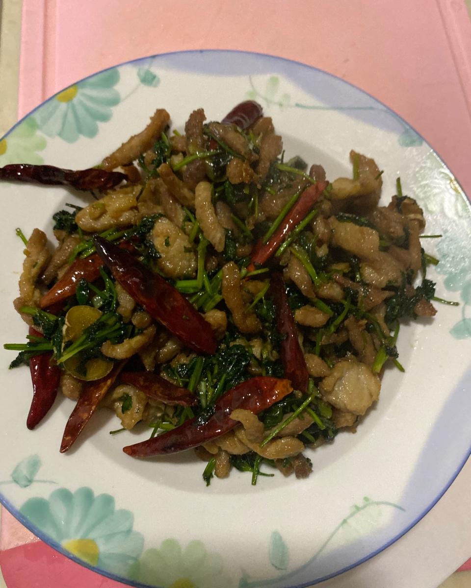 香辣肉丝 Spicy Shredded Pork with Coriander