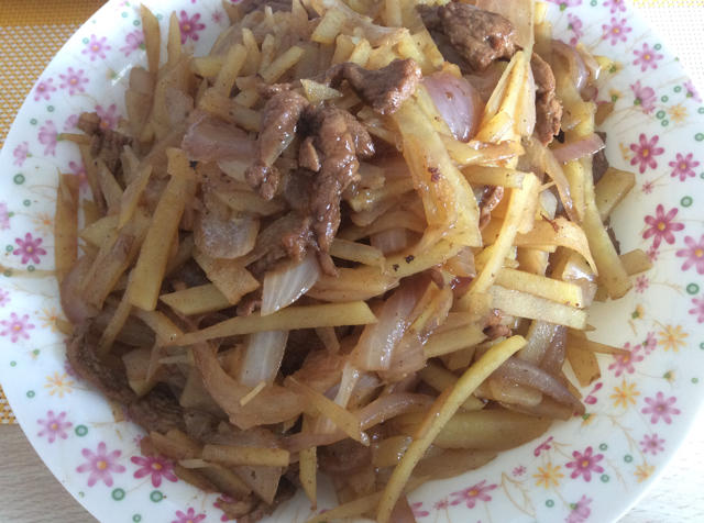 土豆丝炒肉