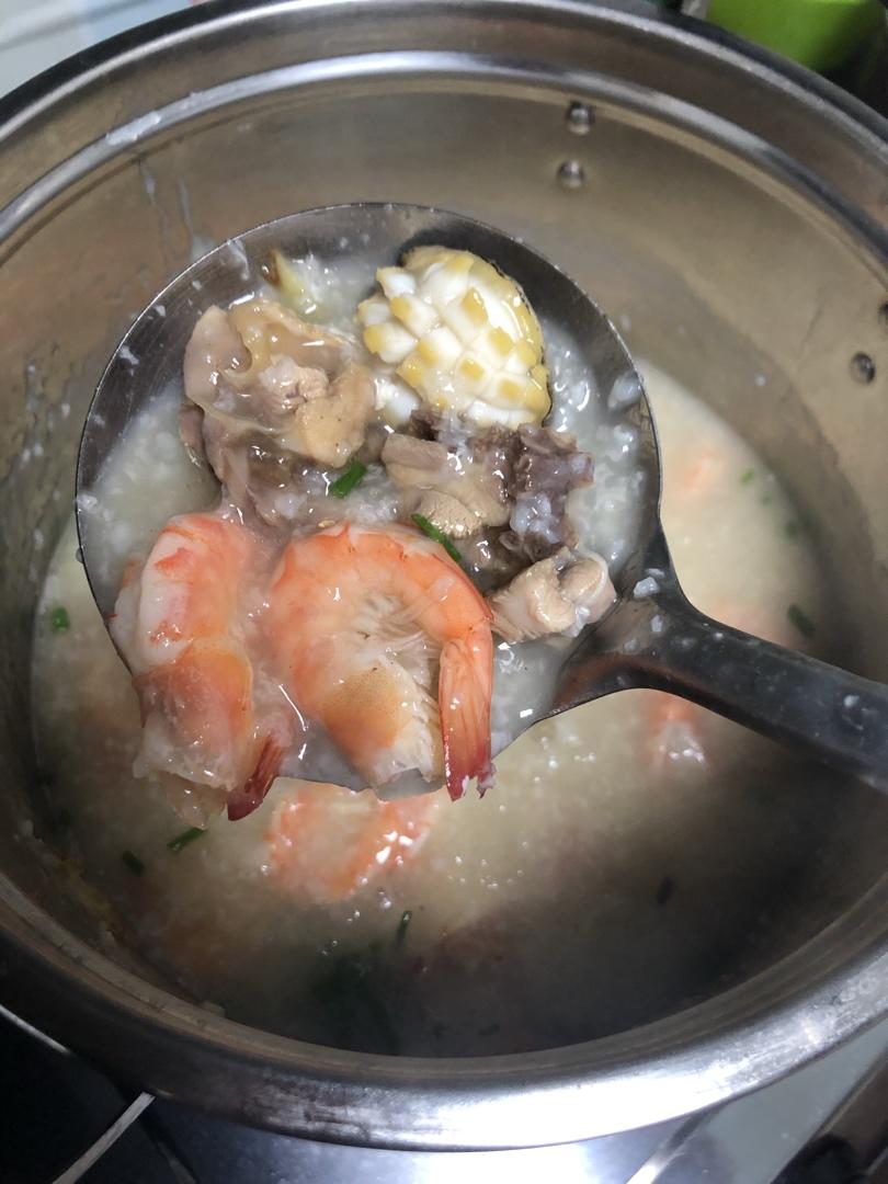 白贝鲜虾鸡粥（附基围虾处理方法）