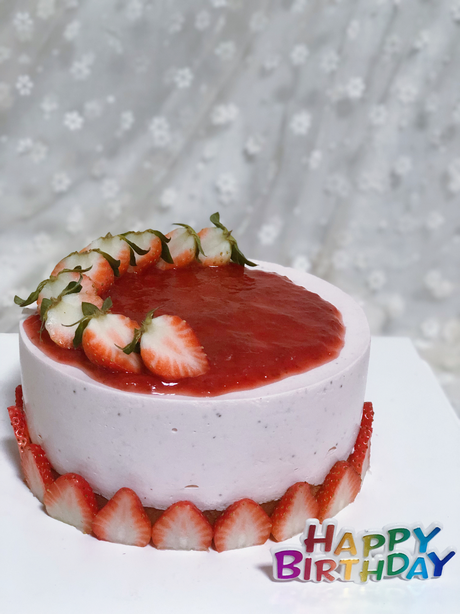 草莓酸奶慕斯蛋糕🍓🎂