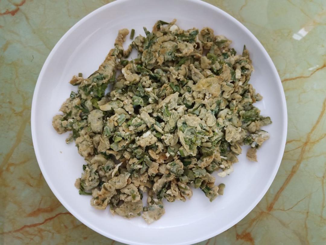 香椿芽炒鸡蛋