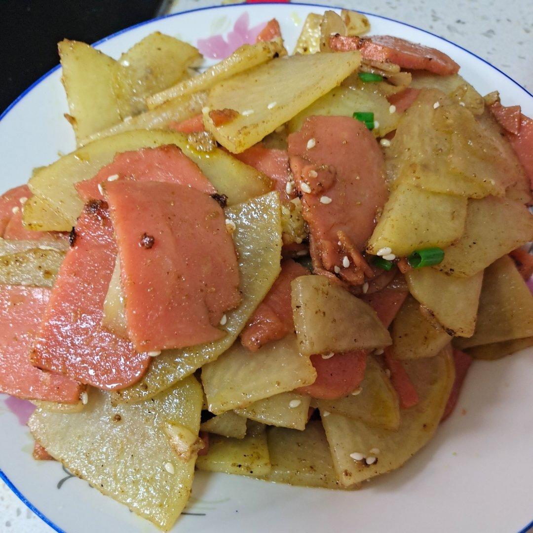 烧烤味道土豆炒火腿肠