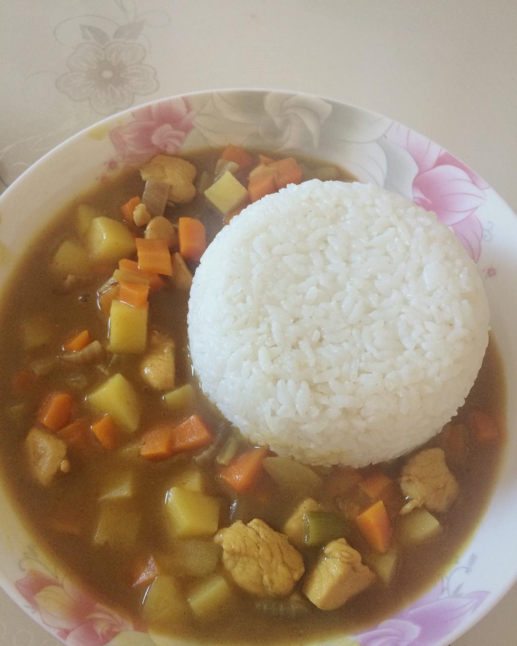 咖喱鸡肉饭