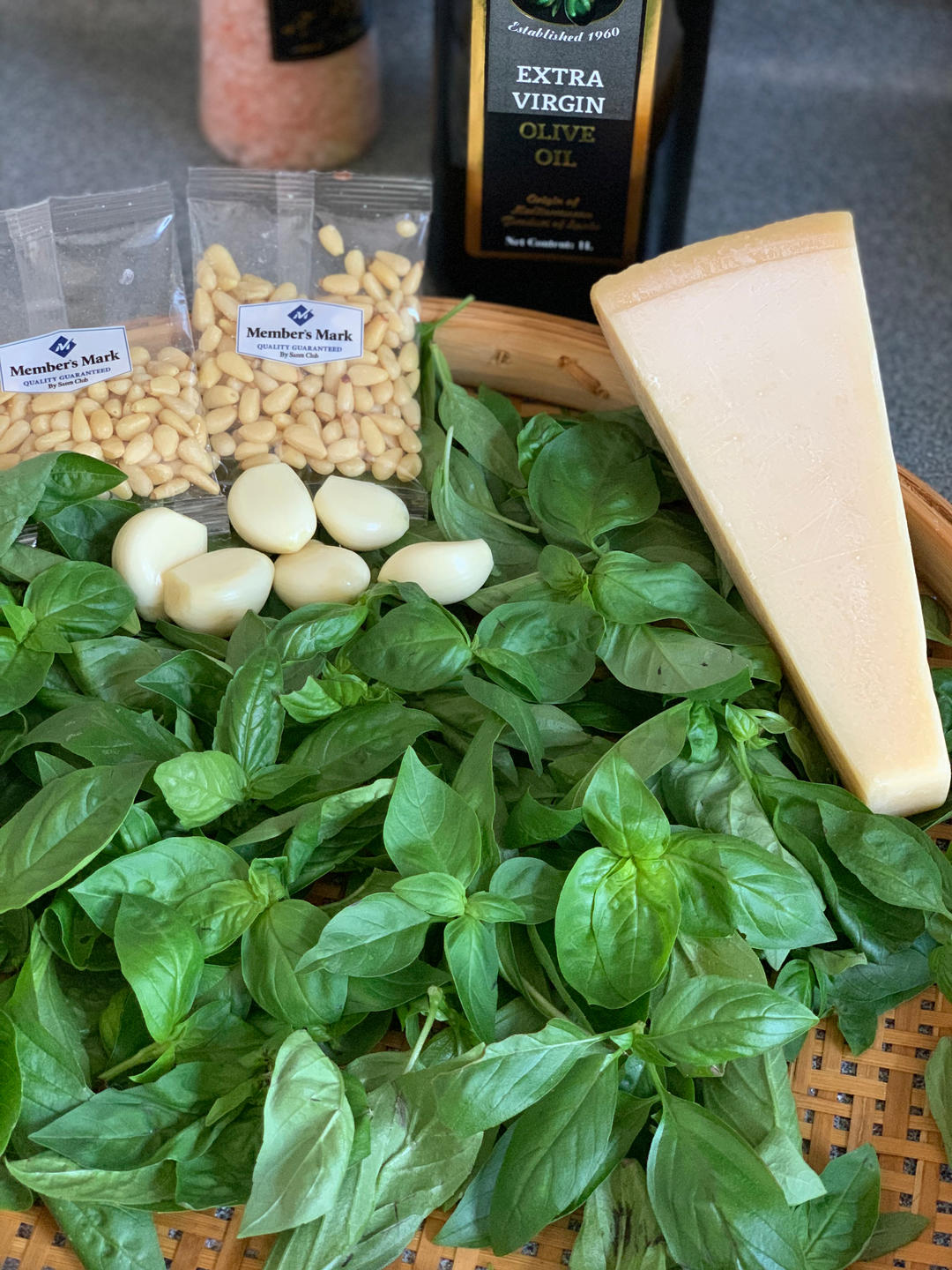 自制新鲜Pesto 传统罗勒松仁青酱意面酱