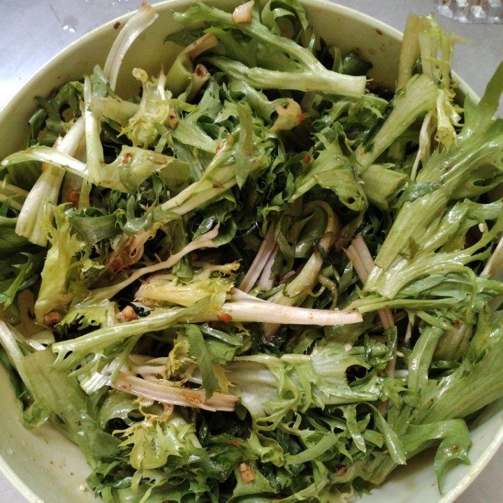 年夜饭必做的一道凉菜凉拌苦菊