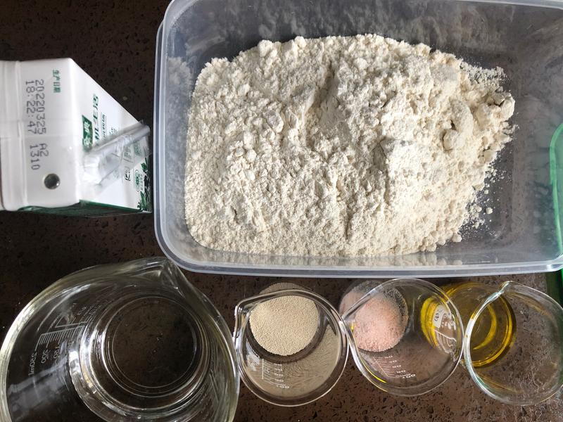 纯奶手撕吐司的做法 步骤1