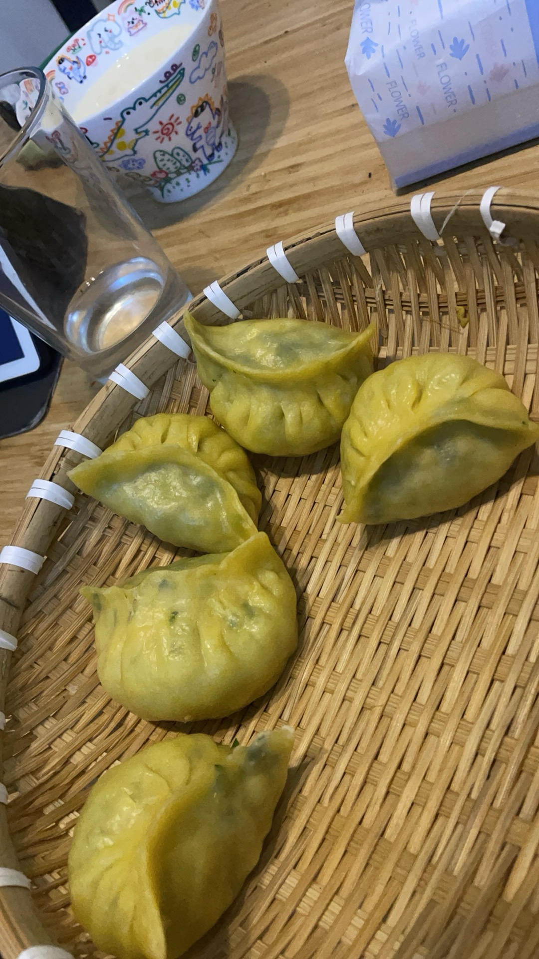 玉米面烫面蒸饺