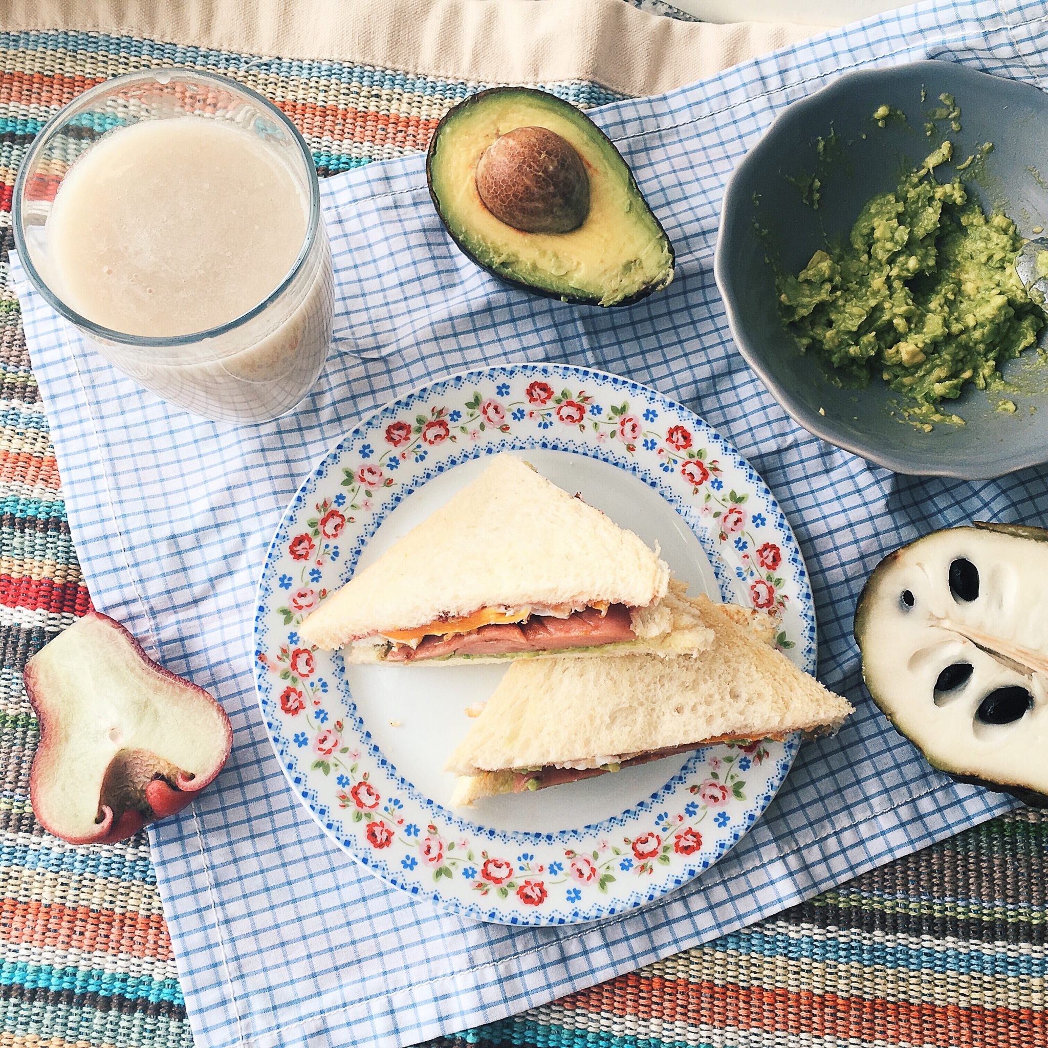 巨好吃的牛油果土司