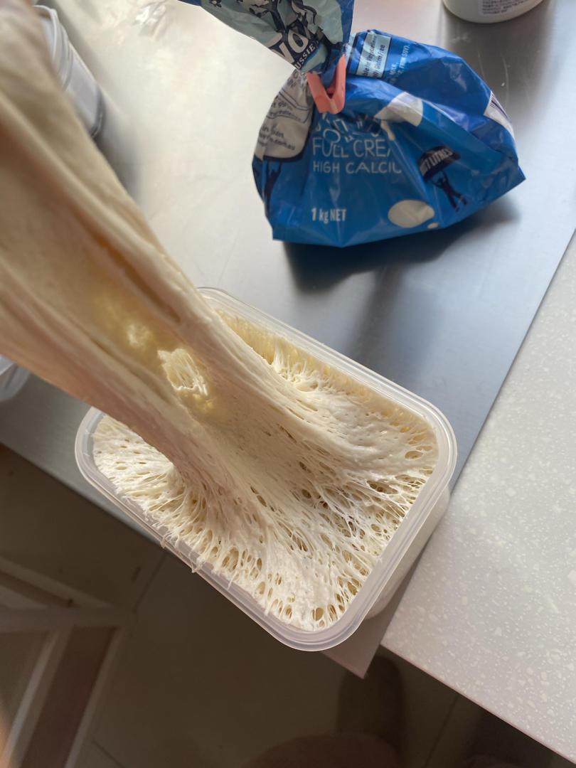 鲜奶液种超熟吐司