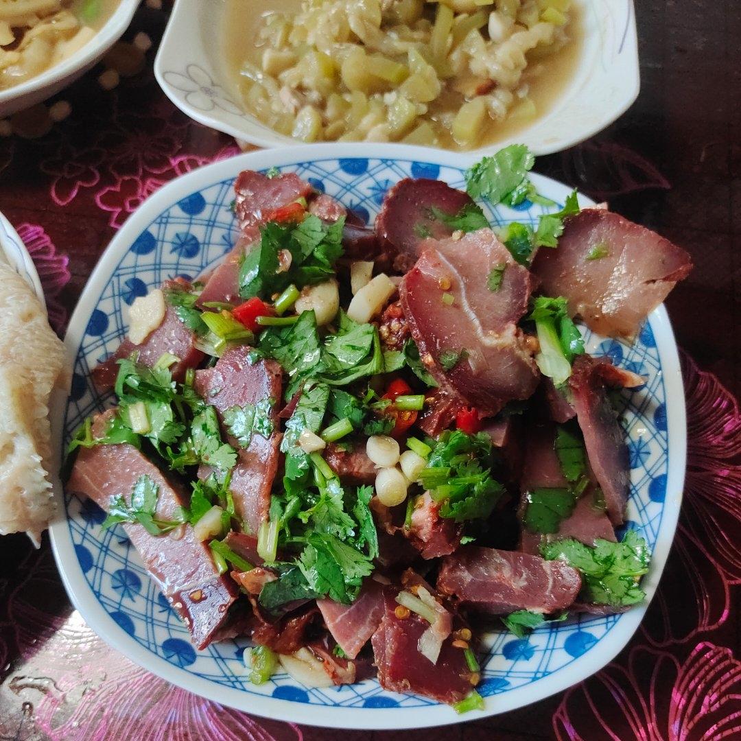 凉拌牛肉