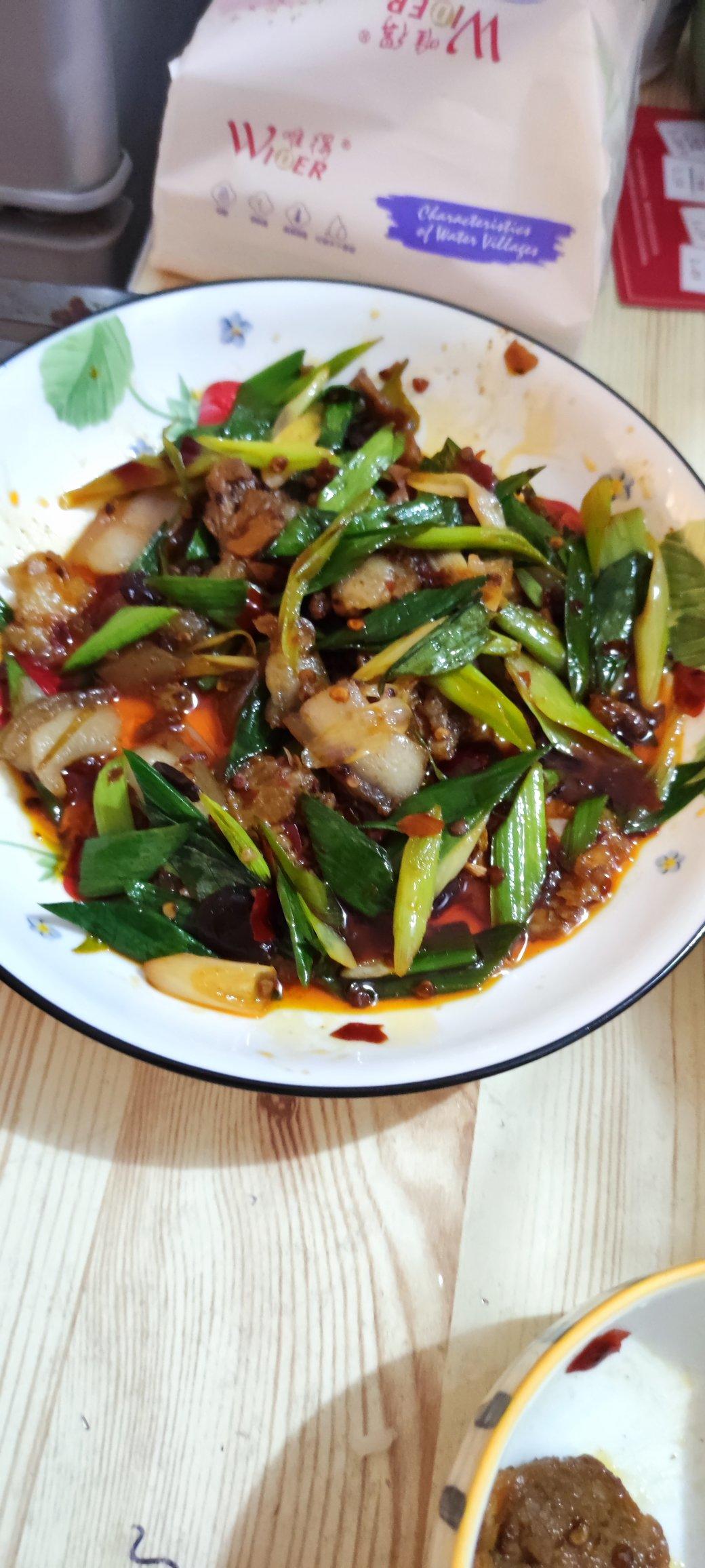 正宗回锅肉 隔壁大爷都被馋哭了