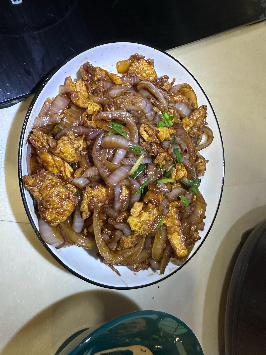 降压防癌的好食材  洋葱炒鸡蛋