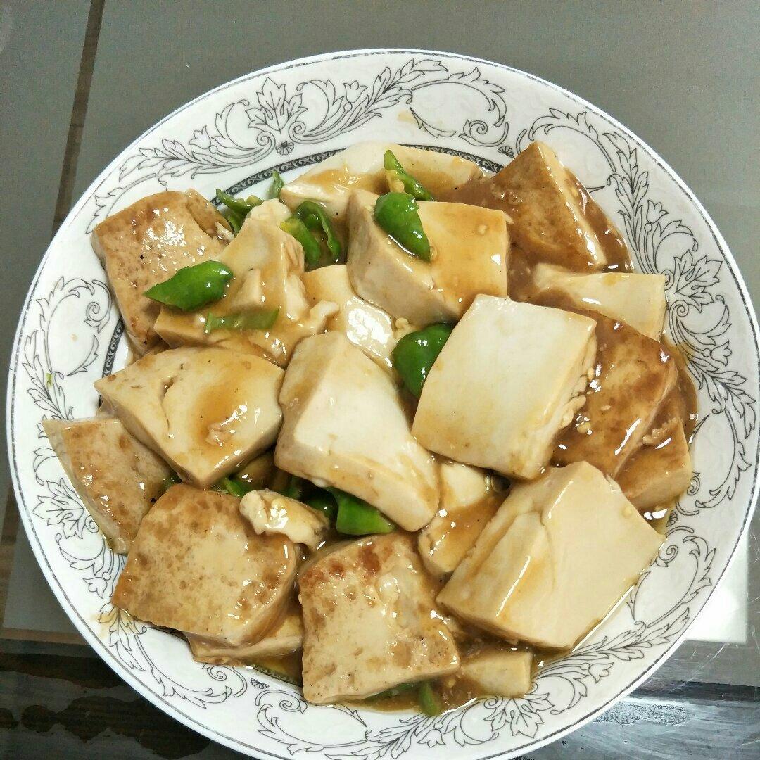 清风明月榕树下做的炖豆腐