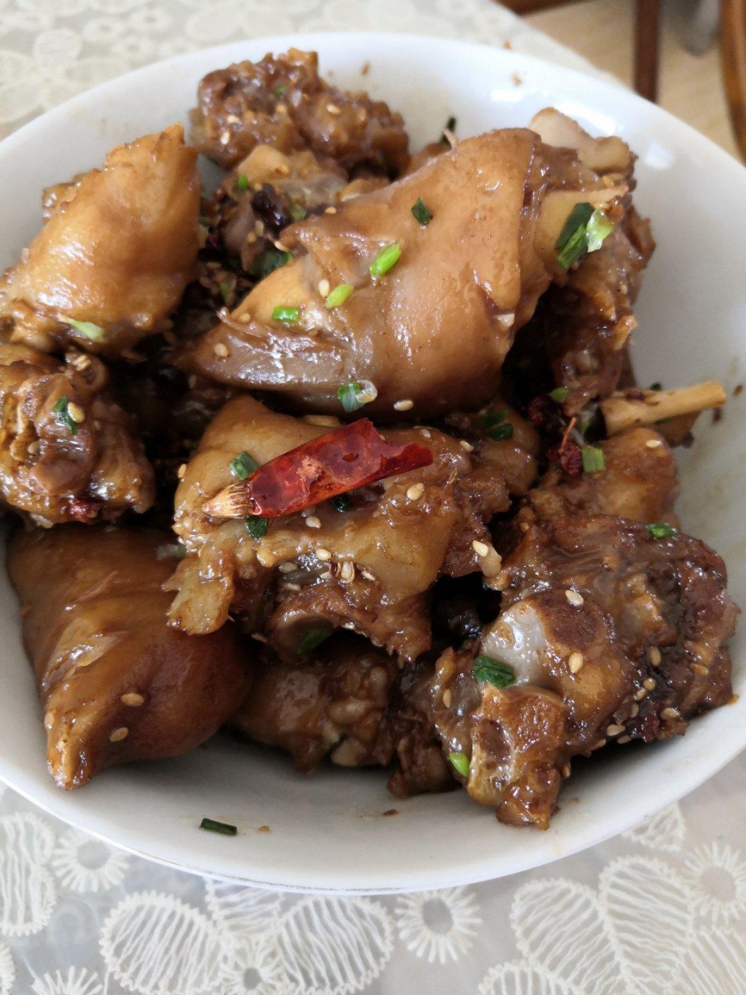 私房香辣猪蹄๑