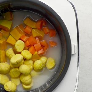 南瓜栗子焖饭的做法 步骤1