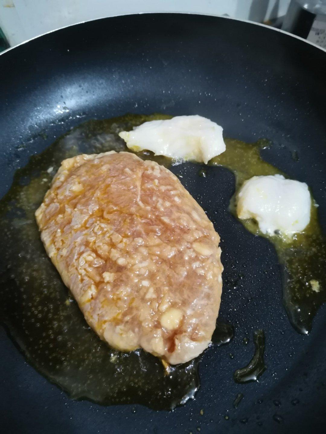 酷炫屌炸天好吃的煎鸡胸肉（香蒜蜂蜜煎鸡胸肉）