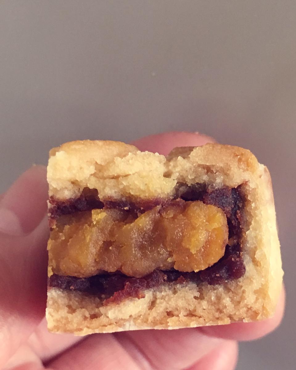 五仁月饼