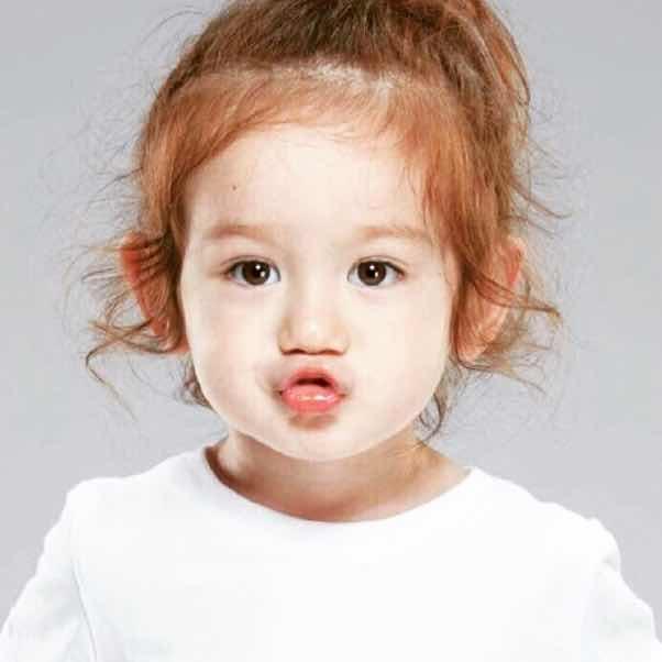 Nicole_ck9f