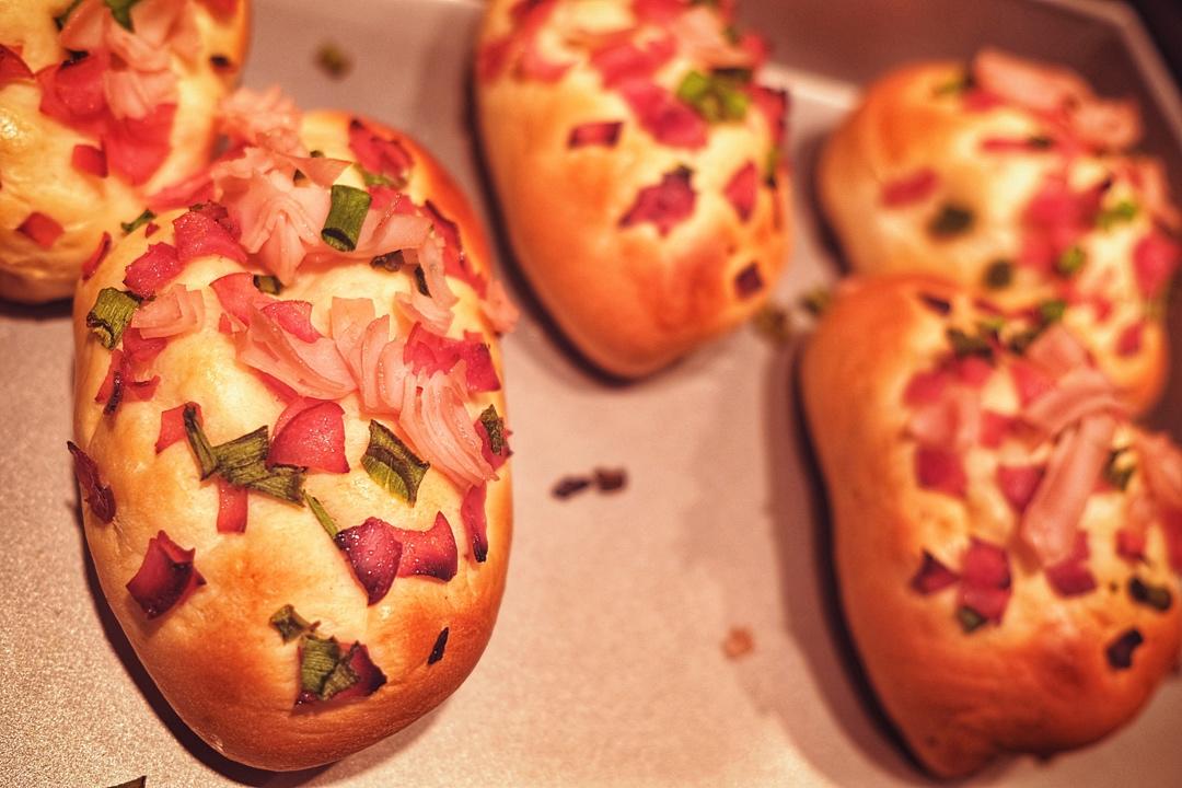 香葱火腿肉松面包