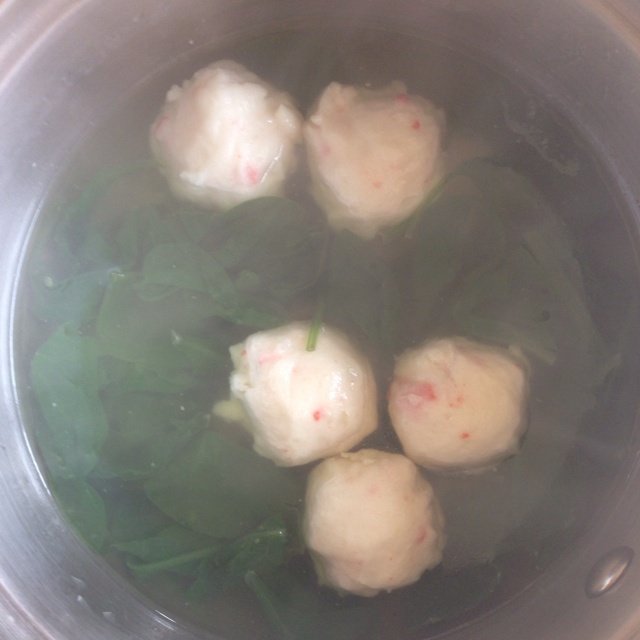 鱼丸菠菜汤