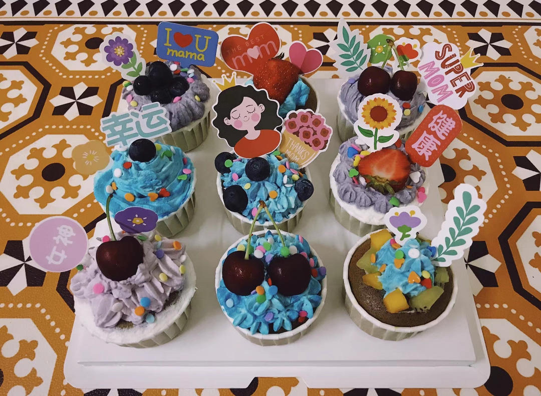 纸杯蛋糕 8寸戚风蛋糕的量