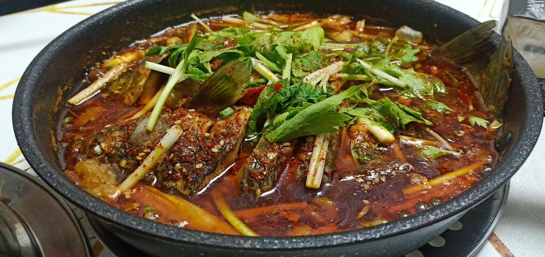 麻辣水煮鲫鱼