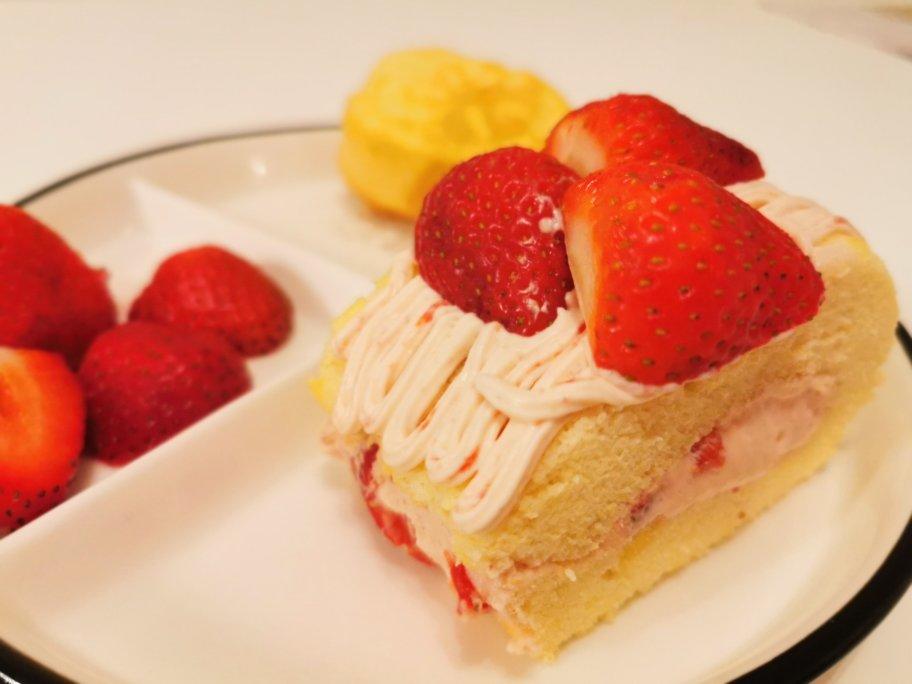 松软不开裂的日式草莓蛋糕卷🍓