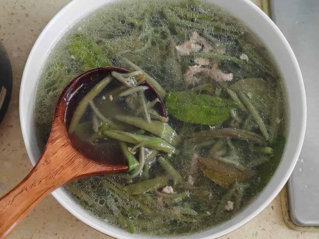莼菜肉丝汤