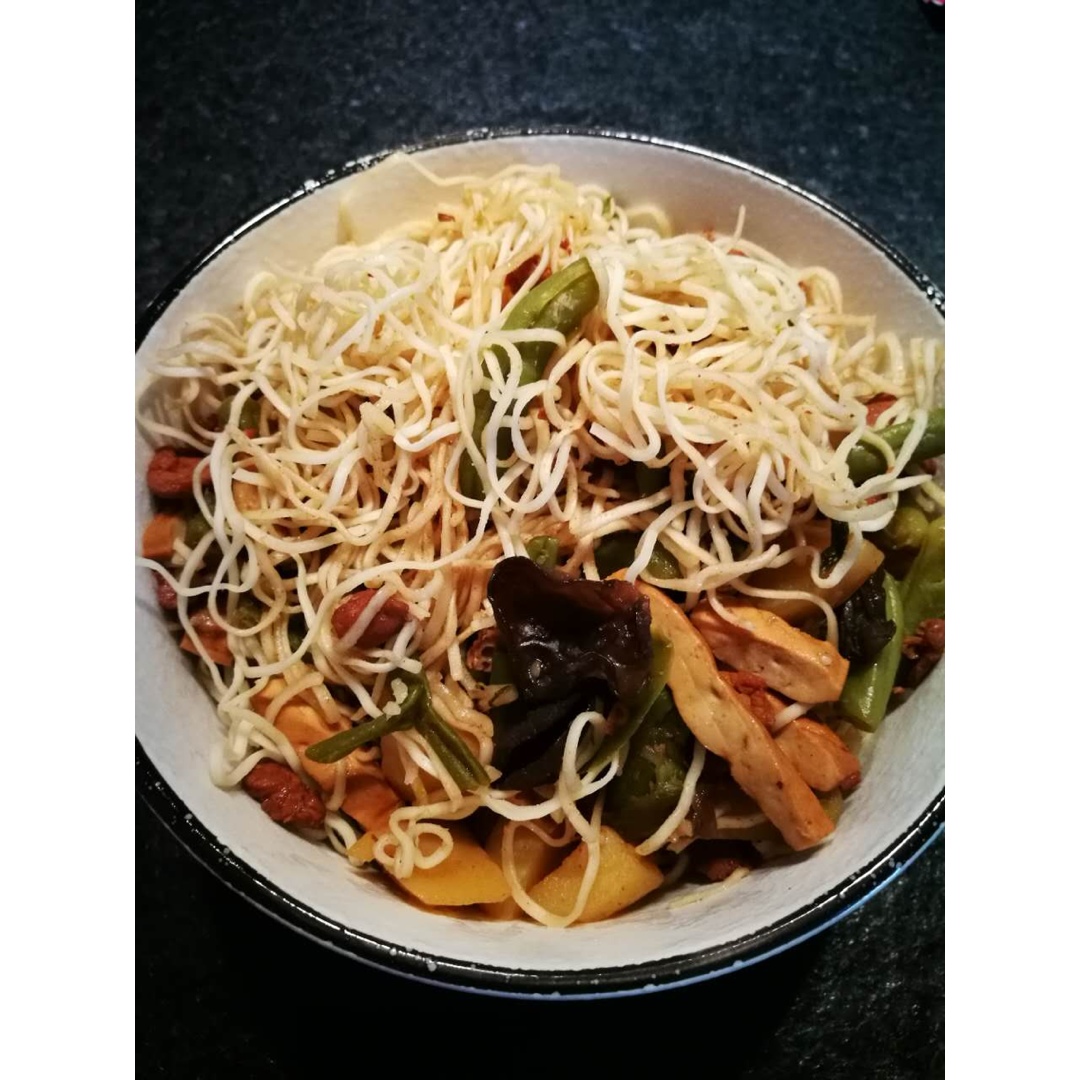 豆角焖面