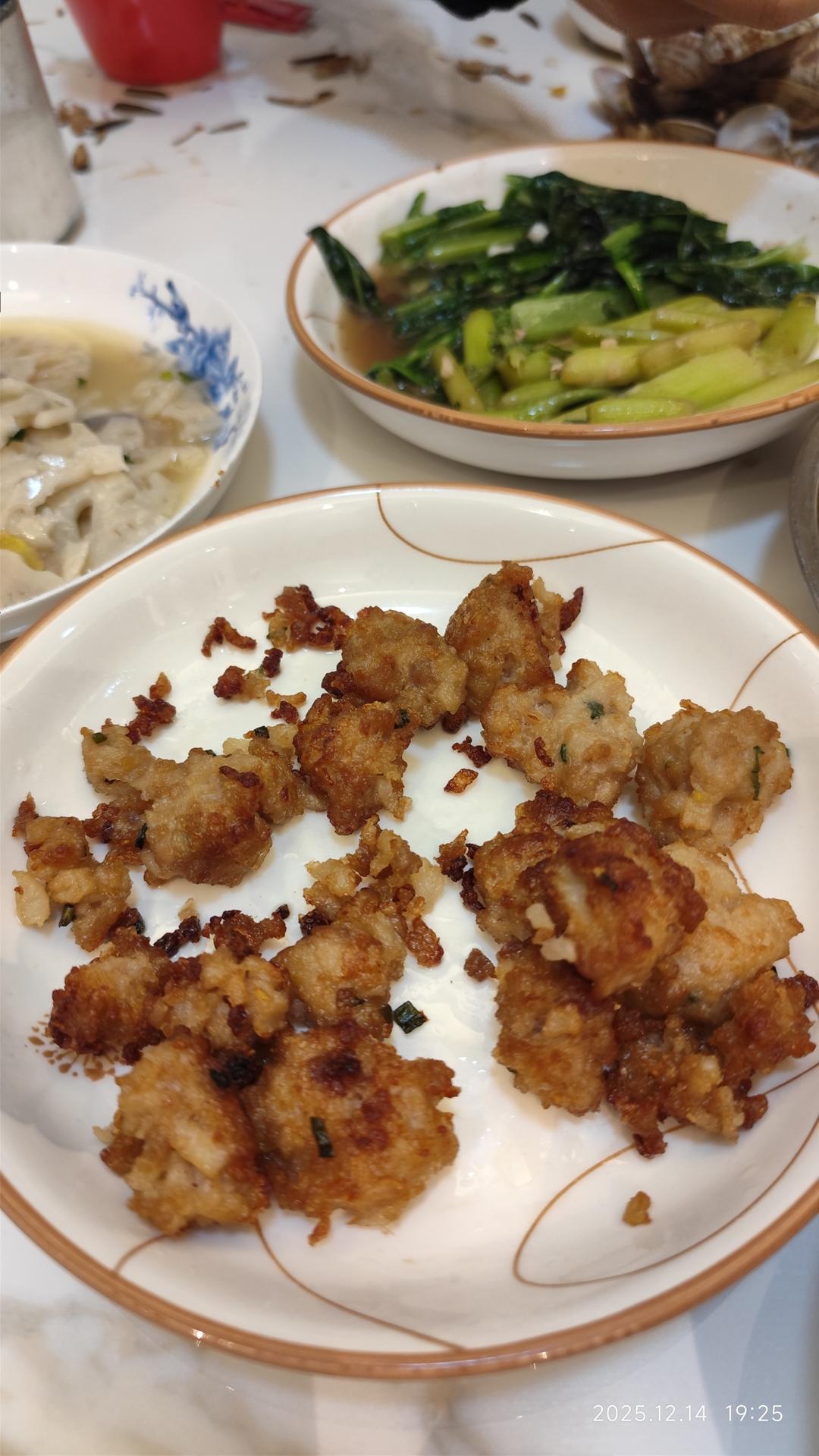 油炸萝卜丝肉丸子