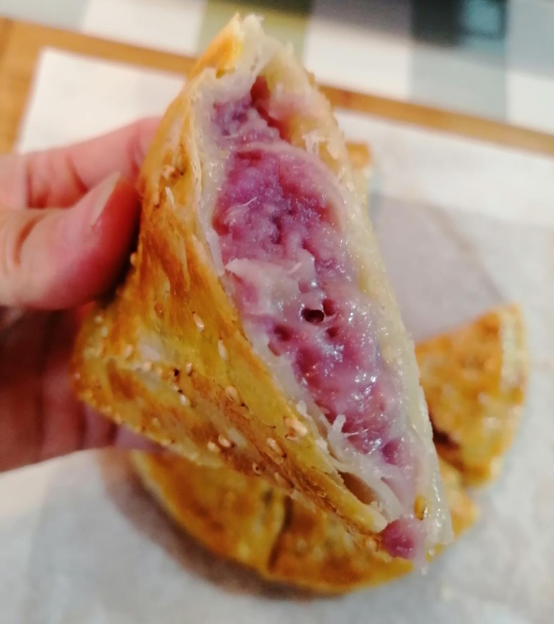 【爆浆芝士芋泥饼】酥脆、爆浆、拉丝、营养，好处全让这早餐占了！我敢说没人不爱！