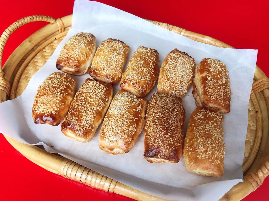 爱烤蛋糕的二丫妈做的芝麻小烧饼