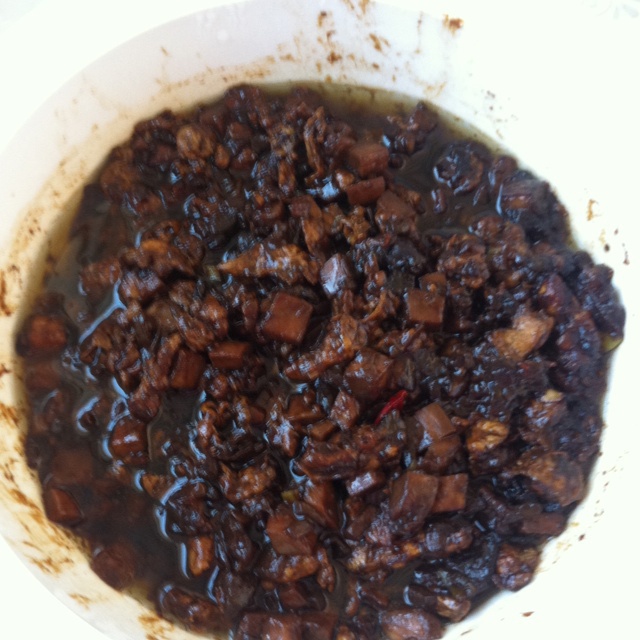 肉香素炸酱面（蛋素，植物五辛素）