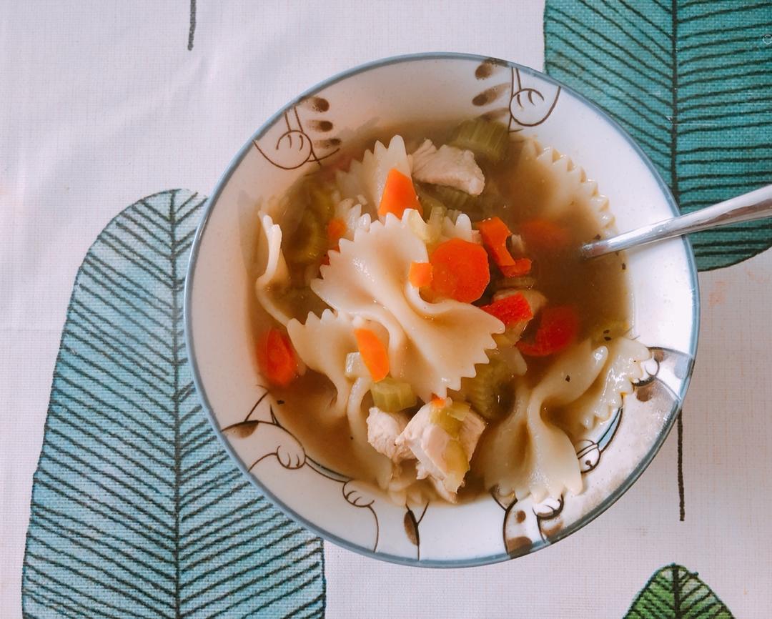 美式鸡汤面-暖胃又暖心