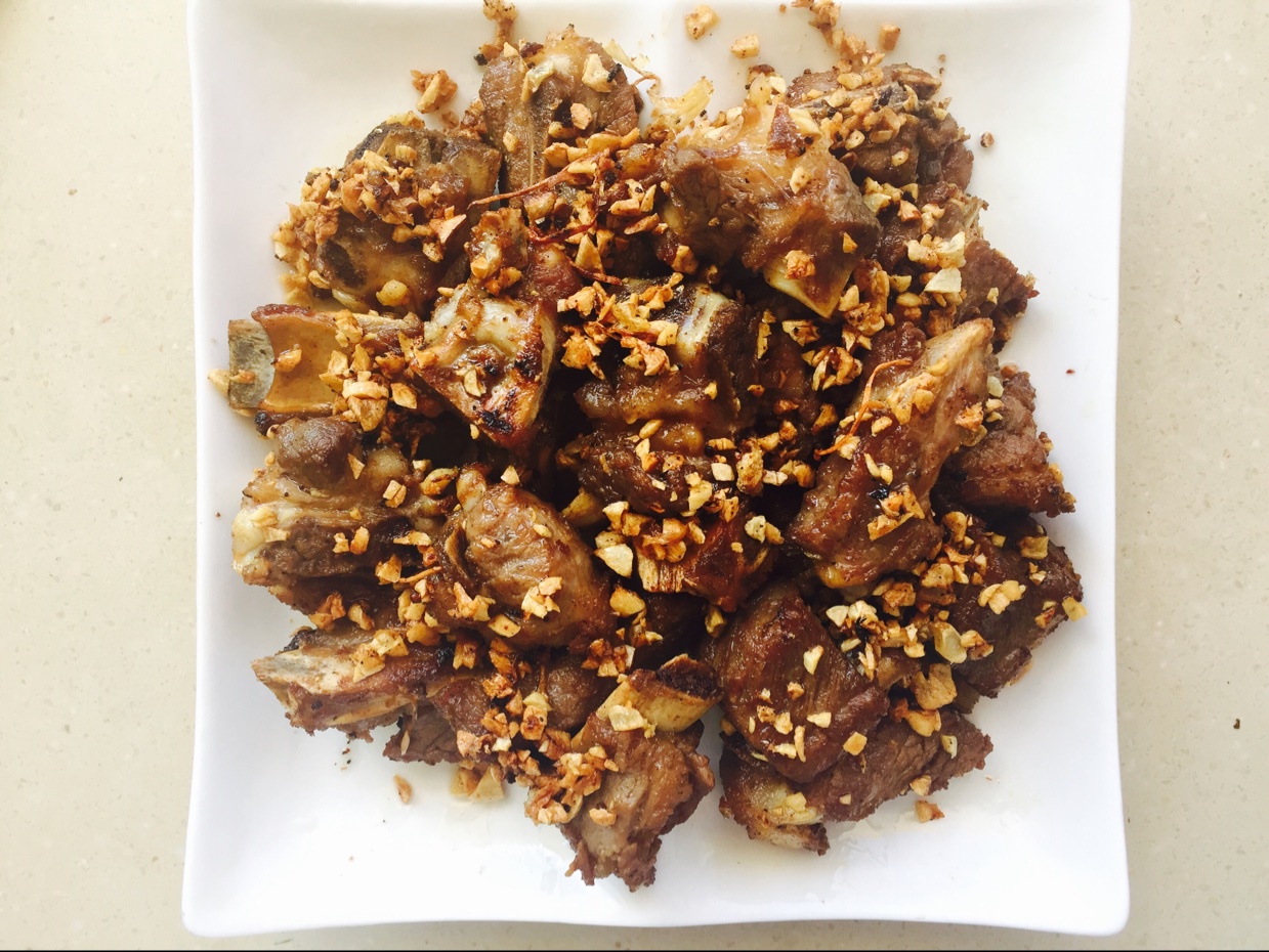 金牌蒜香排骨